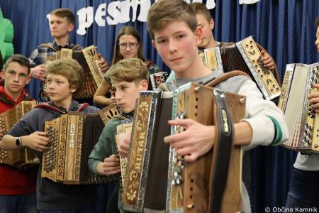 Tuhinjska dolina v pesmi in besedi (11)